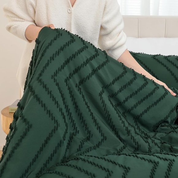 Forest Green Chevron Textured Queen Size Comforter Shams Set Pine Zigzag Bedding - Picture 7 of 12